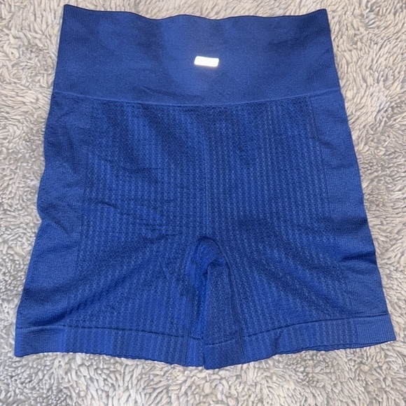 Two Piece Seamless Ribbed Work Out Set - Picture 6 of 9